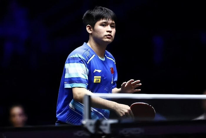 雷竞技全球-WTT多哈球星赛：国乒首个主力被淘汰！梁靖崑2-3惜败，张本智和胜同胞|周启豪|林诗栋|向鹏|吉山僚一|朴康贤_新浪体育_新浪新闻
