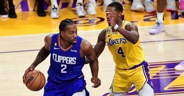 雷竞技官网-替补上阵完成复出首秀！莱昂纳德仍是詹皇最大克星